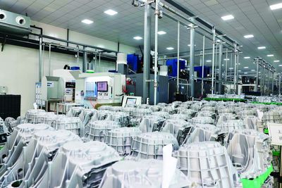 马鞍山 新能源汽车配件生产忙，汽车产业链蓬勃发展